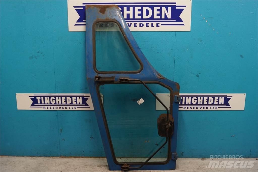Ford 7710 Cabins and interior