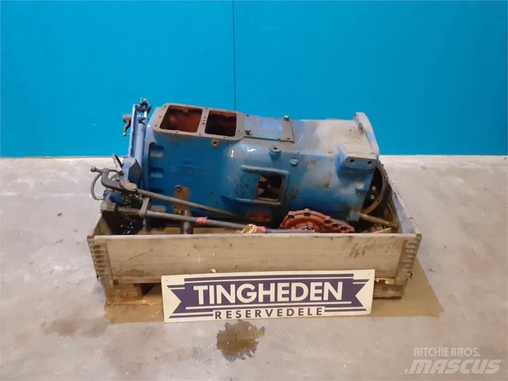 Ford 8210 Transmission