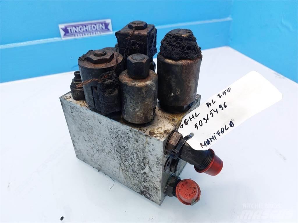 Gehl AL750 Hydraulics