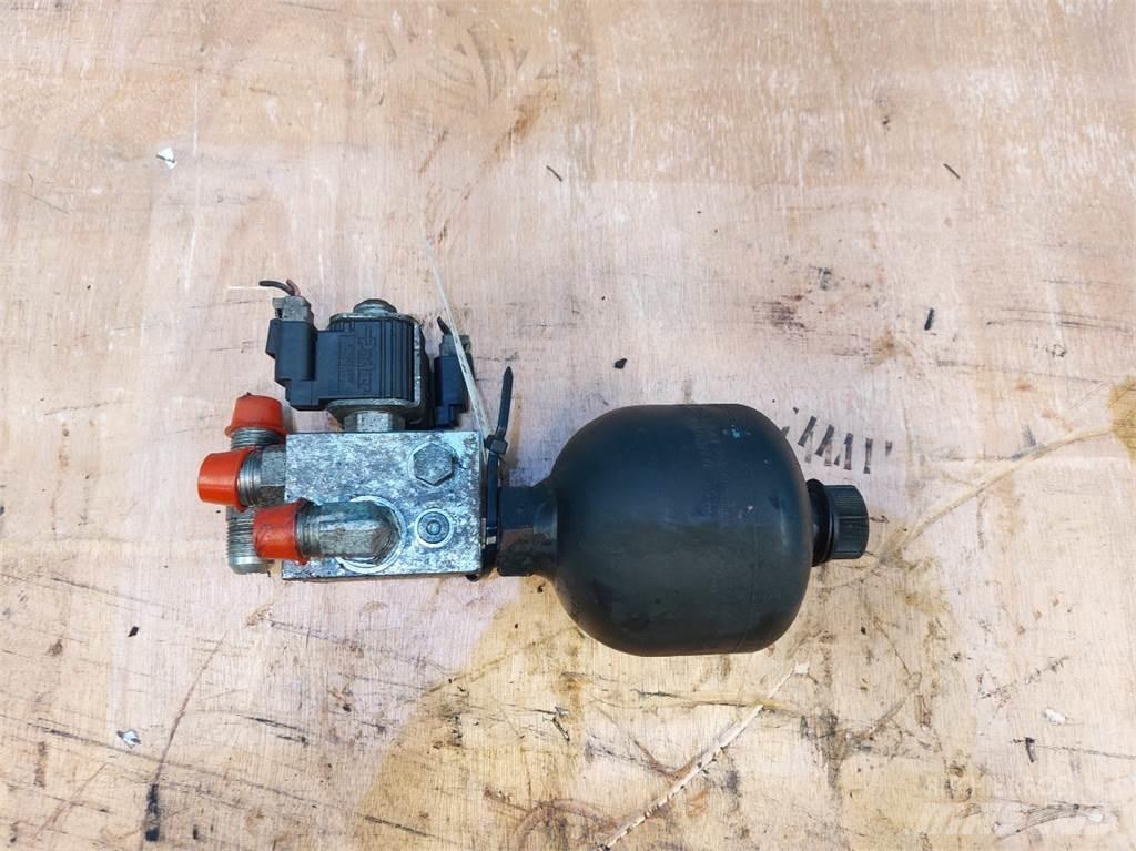 Gehl AL750 Hydraulics