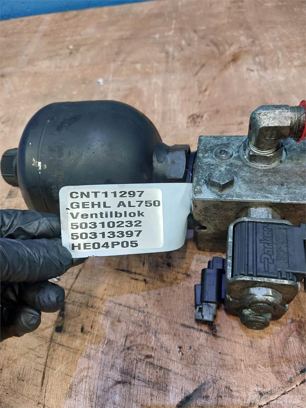 Gehl AL750 Hydraulics