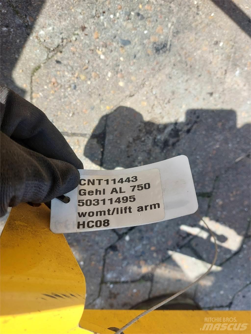 Gehl AL750 Booms and arms
