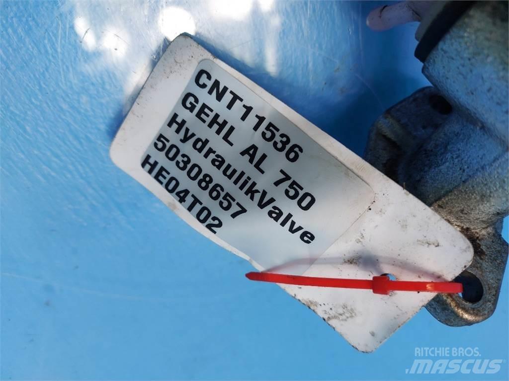 Gehl AL750 Hydraulics