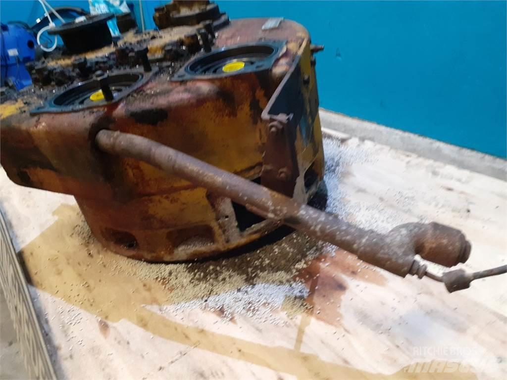  Hannonag 44C Transmission