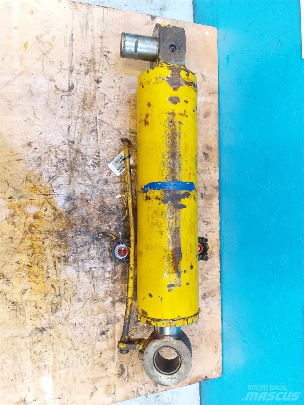  Hannonag 44C Booms and arms