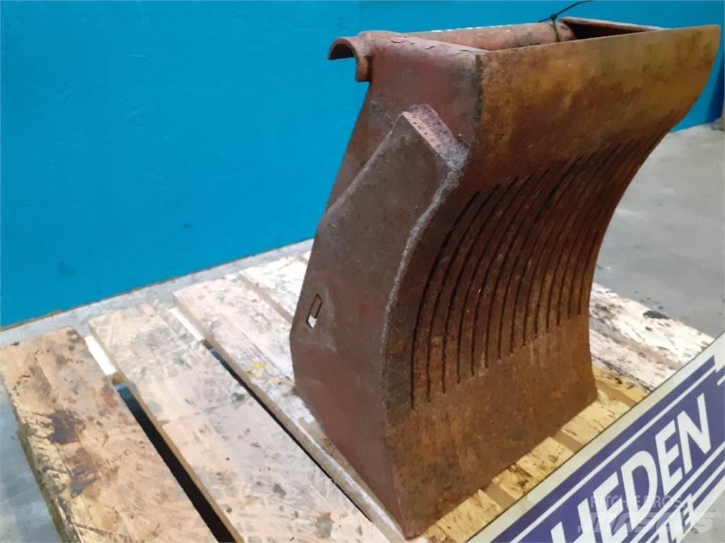 Hesston 4700 Combine harvester accessories