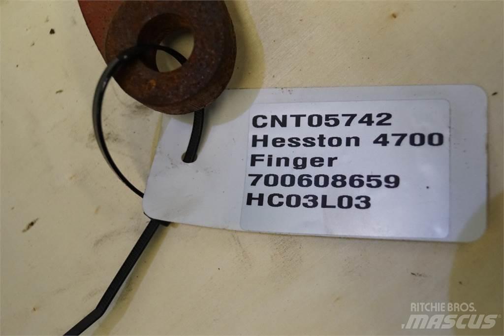 Hesston 4700 Bale clamps
