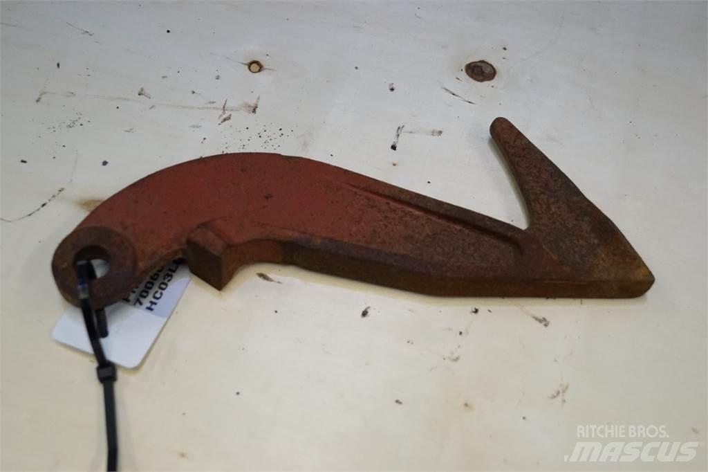 Hesston 4700 Bale clamps