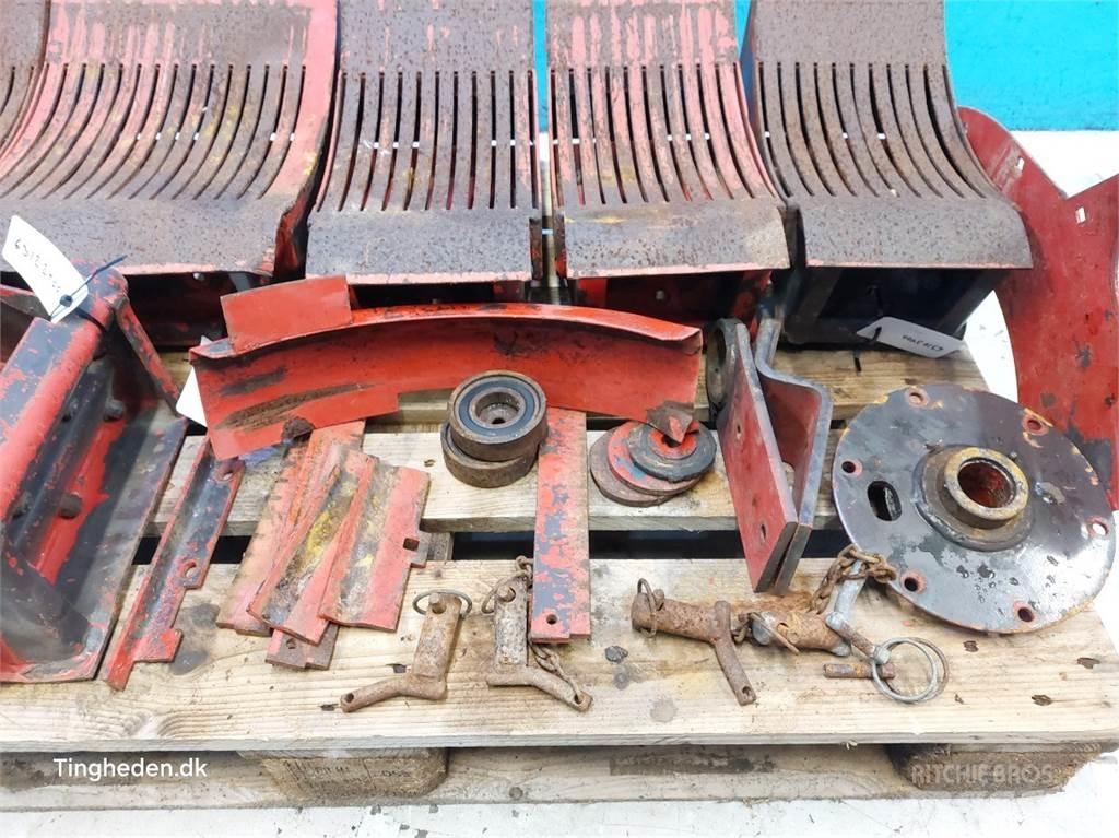 Hesston 4700 Combine harvester accessories