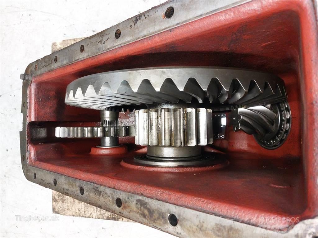 Hesston 4860 Transmission
