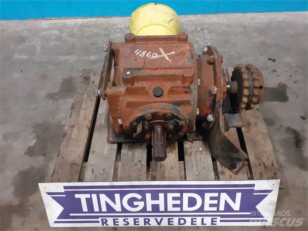 Hesston 4860S Transmission