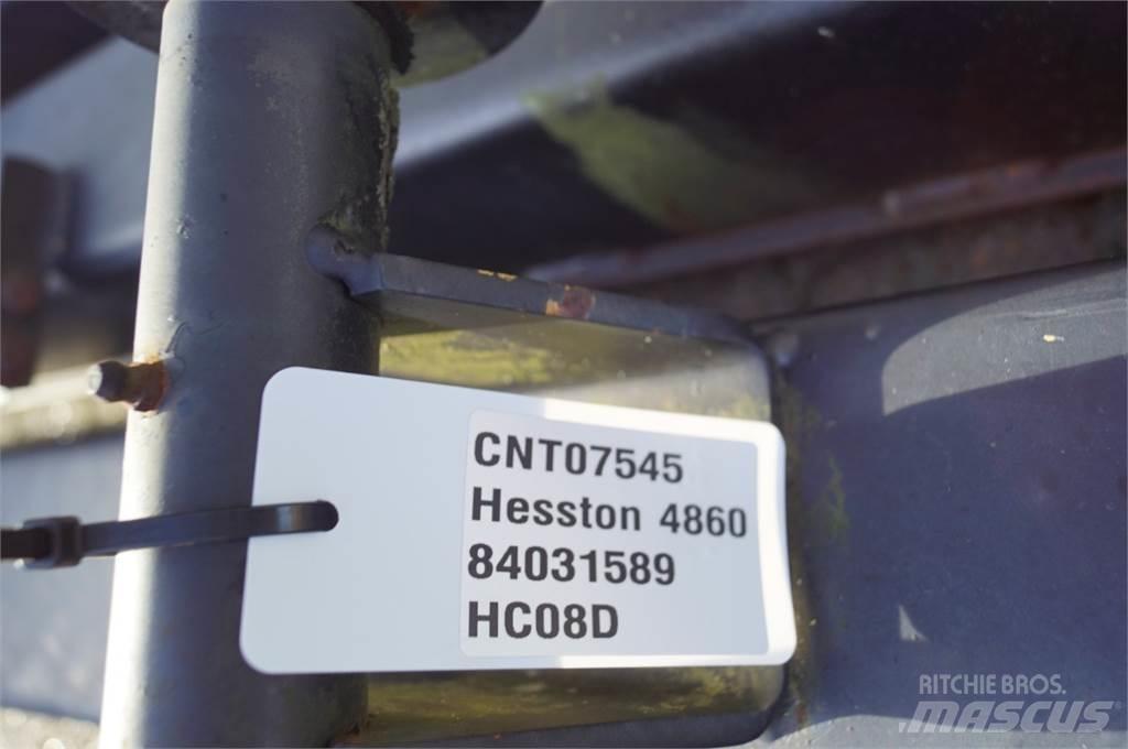 Hesston 4860S Bale clamps