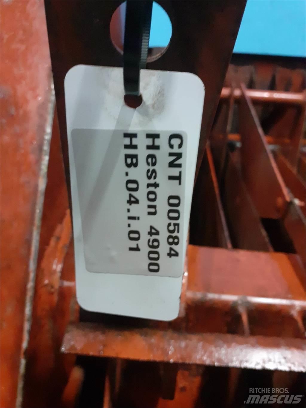 Hesston 4900 Other forage harvesting equipment