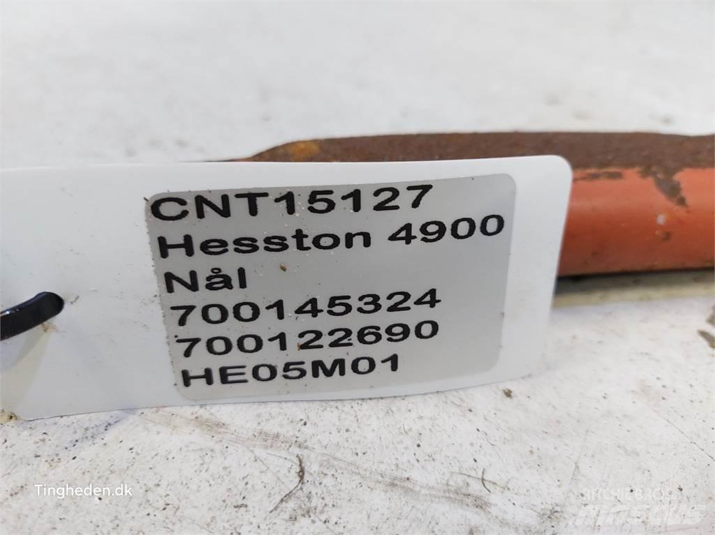 Hesston 4900 Farm machinery