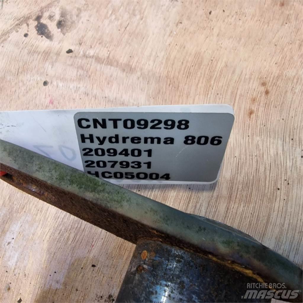 Hydrema 806 Booms and arms