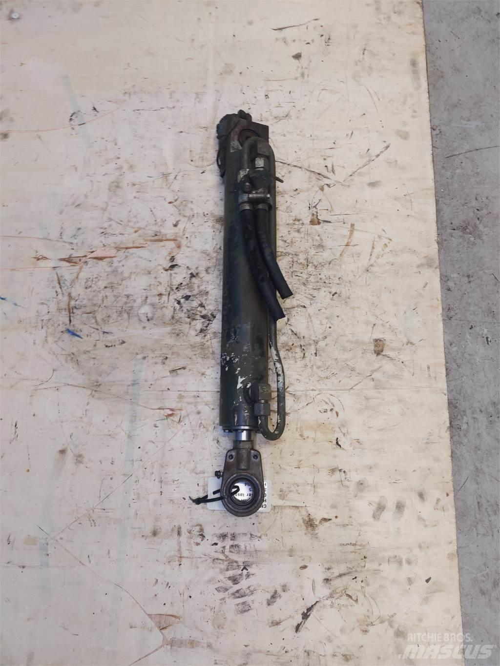 Hydrema 806 Axles