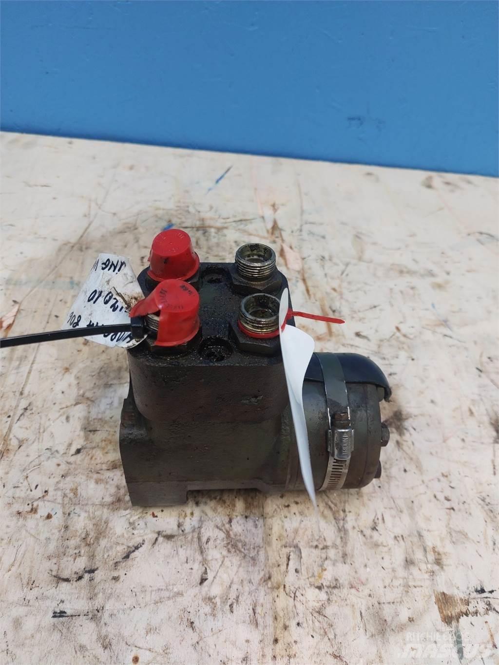 Hydrema 806 Axles