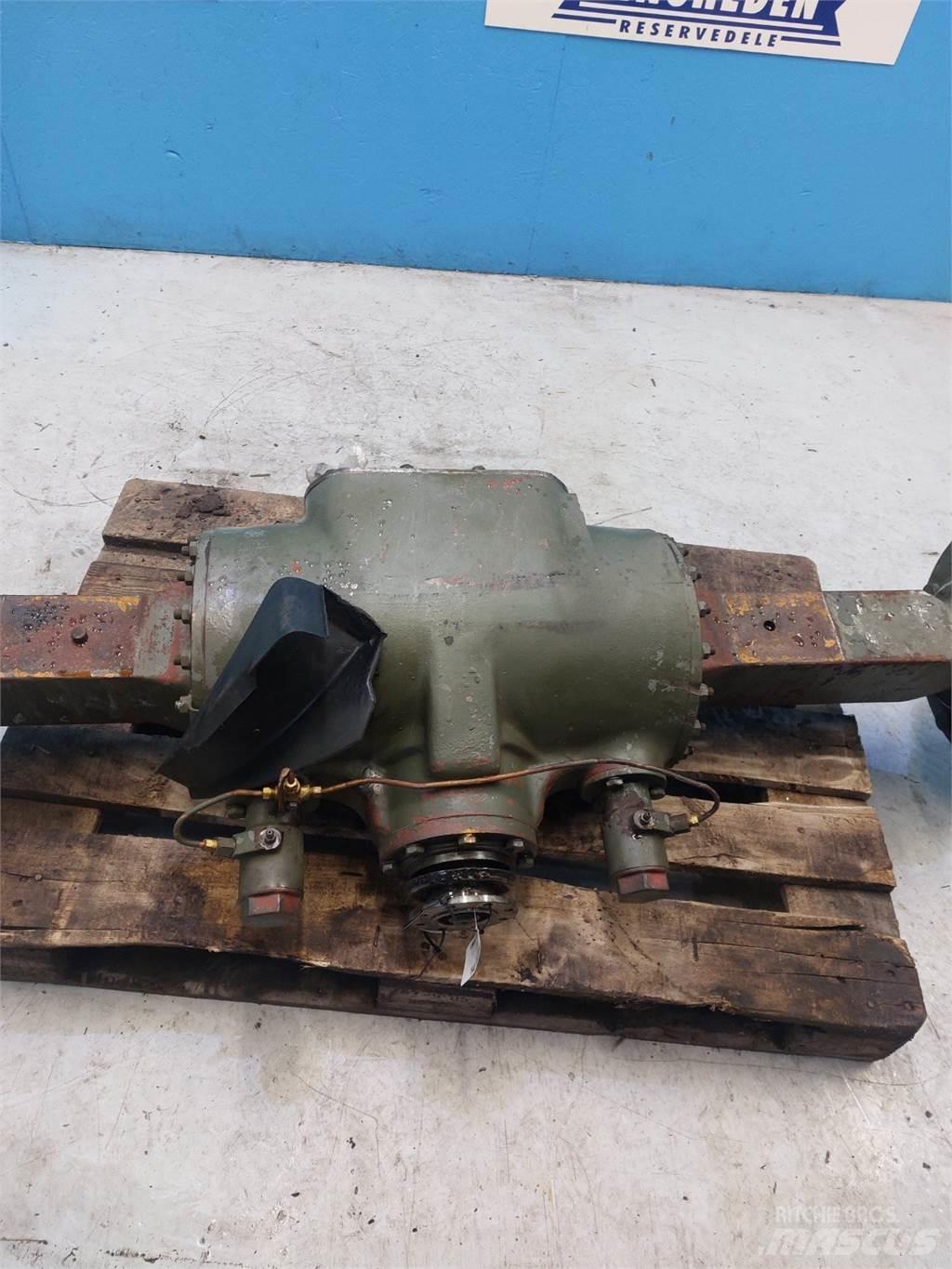Hydrema 806 Axles