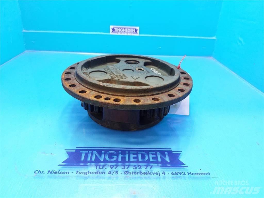 Hydrema 806 Axles