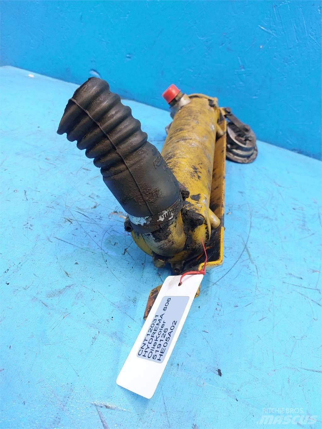 Hydrema 806 Radiators