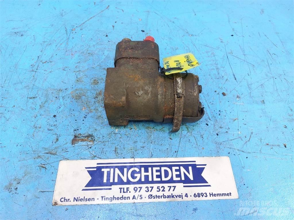 Hydrema 806 Axles