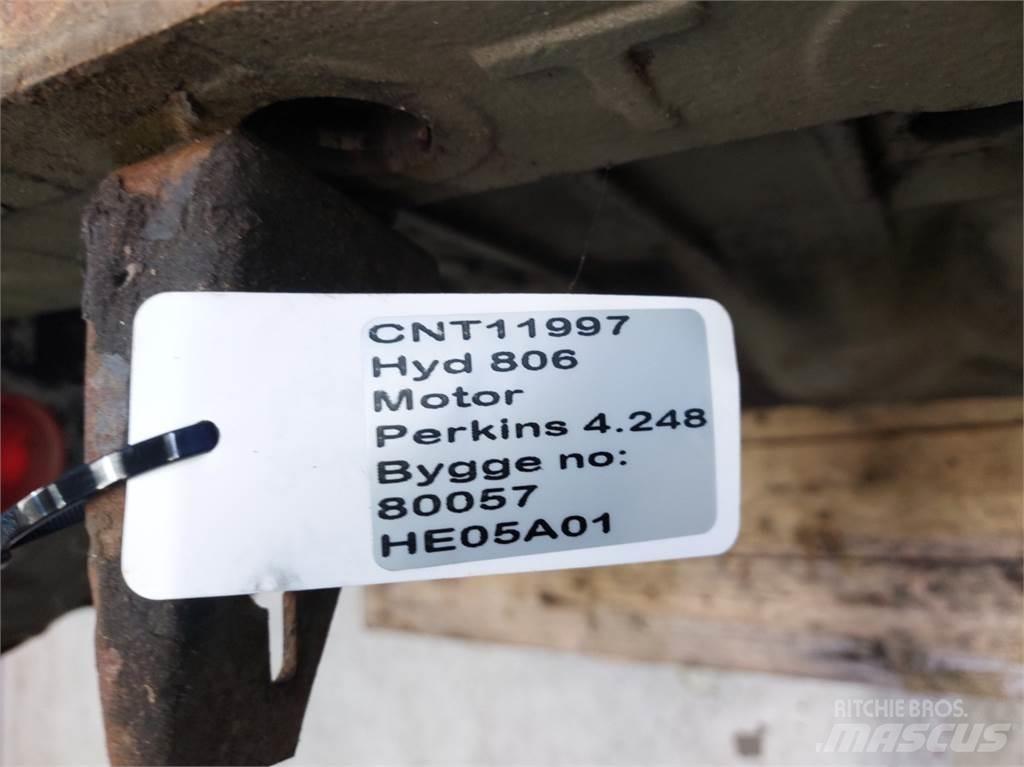 Hydrema 806 Engines
