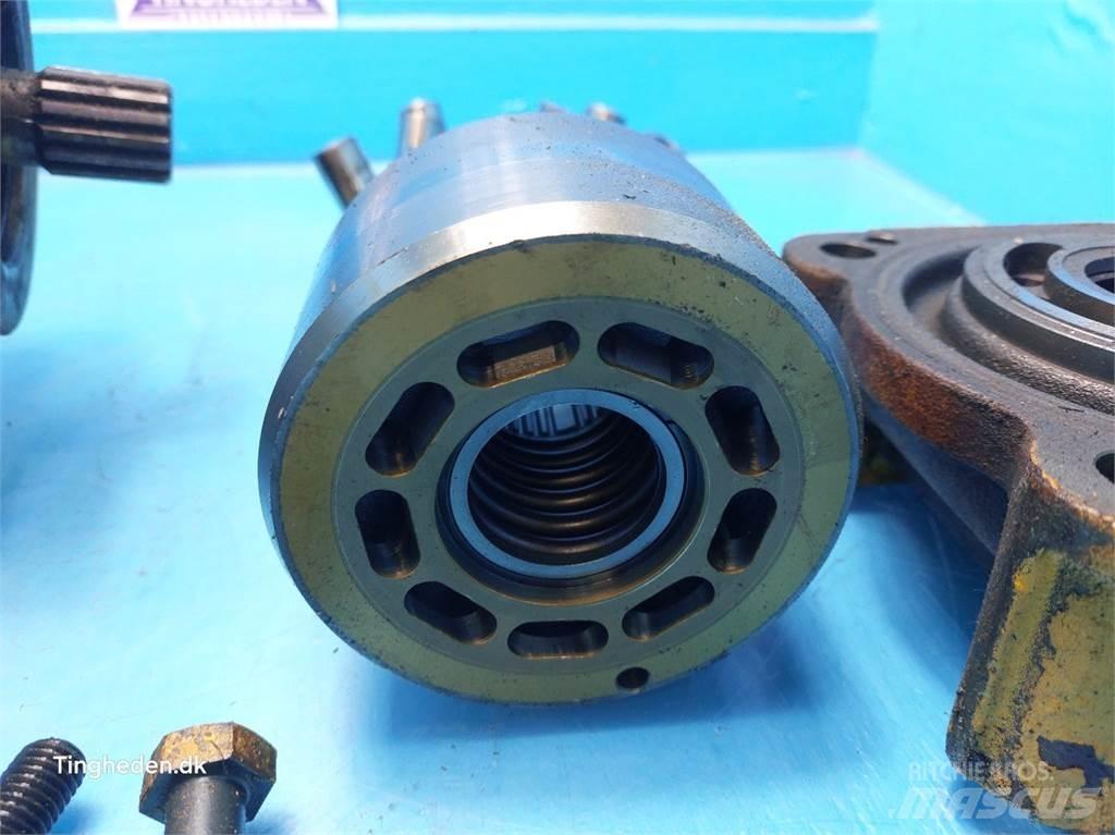 Hydrema 806 Hydraulics