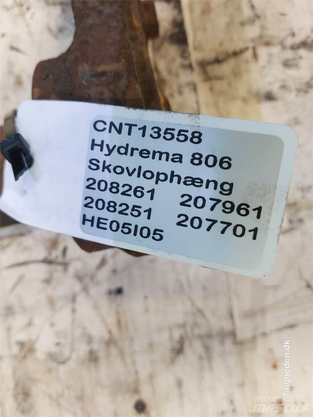 Hydrema 806 Booms and arms