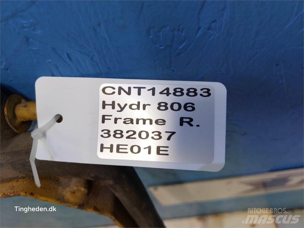 Hydrema 806 Cabins and interior