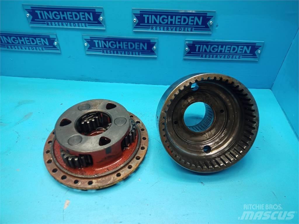 Hydrema 807 Axles