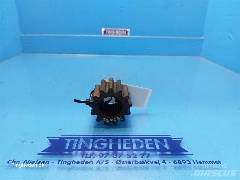 Hydrema 807 Axles