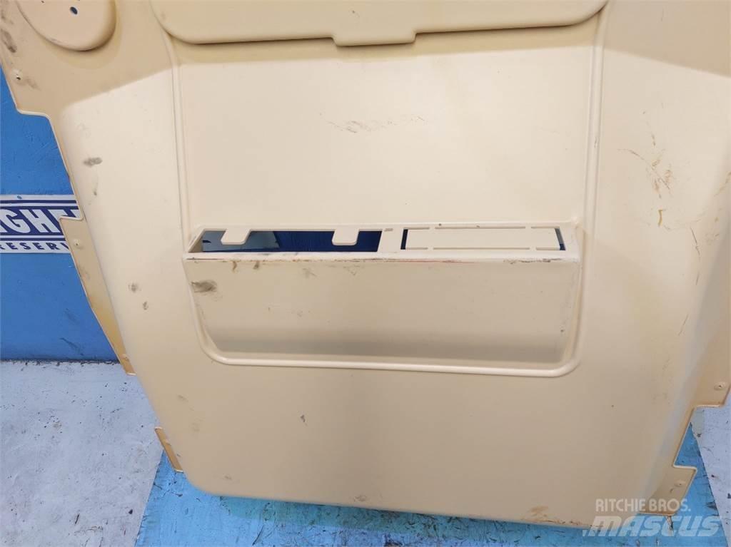 Hydrema 906 Cabins and interior