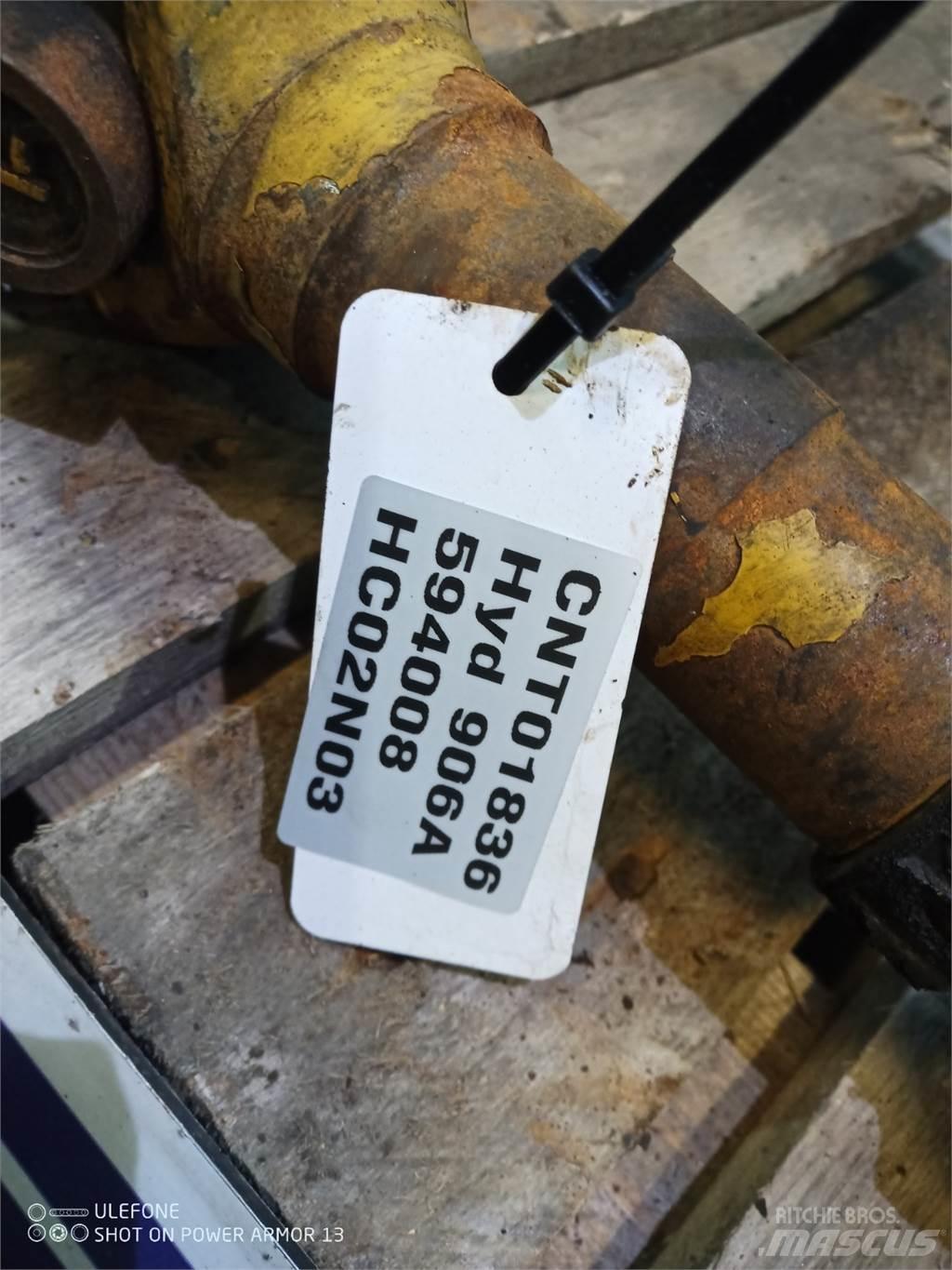 Hydrema 906A Axles