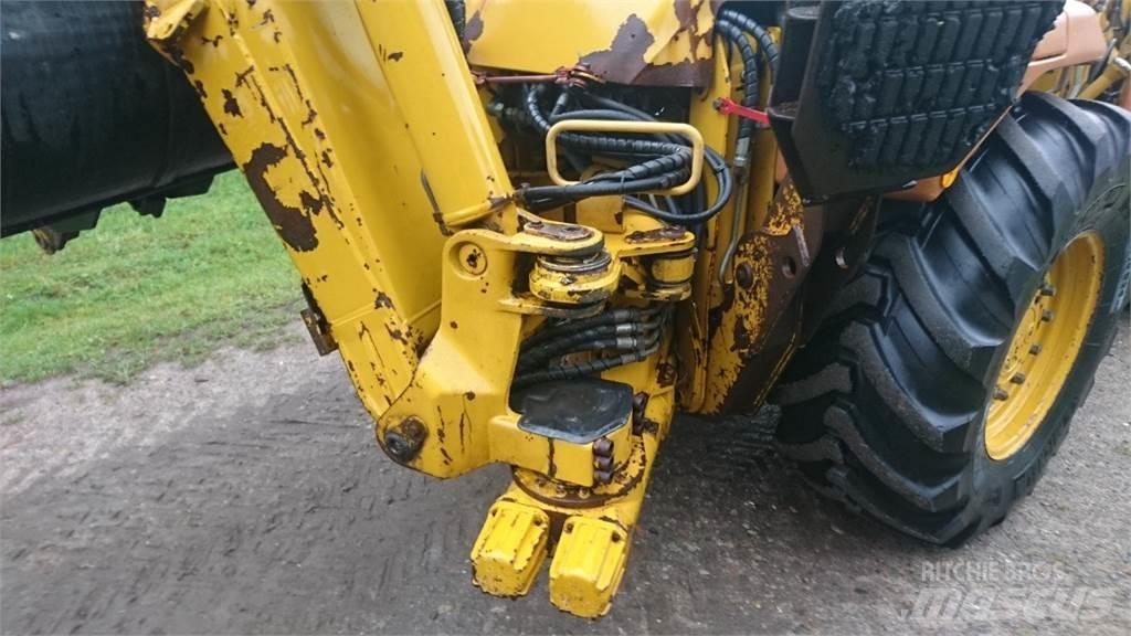 Hydrema 906B Backhoe