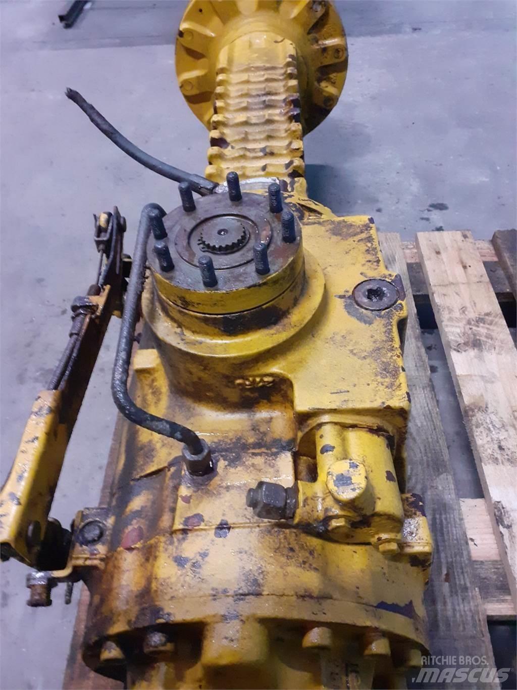 Hydrema 906B Axles