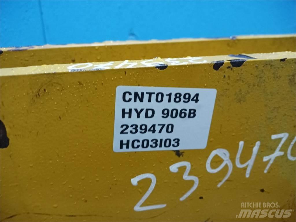 Hydrema 906B Axles
