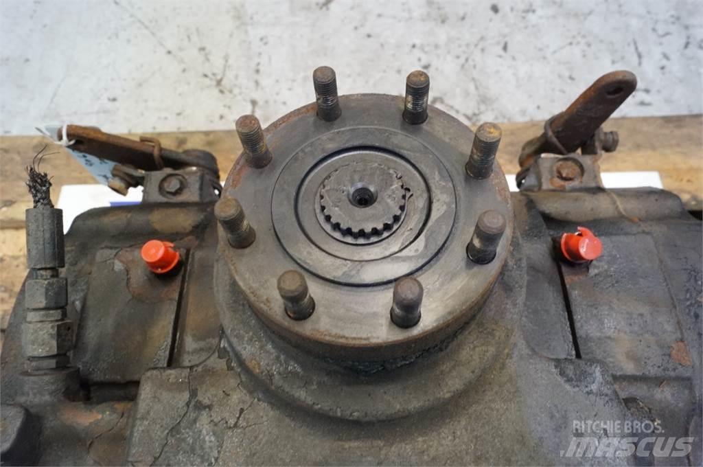 Hydrema 906B Axles