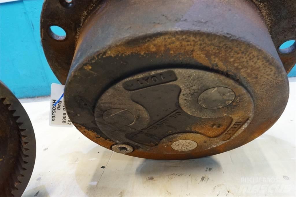 Hydrema 906B Axles