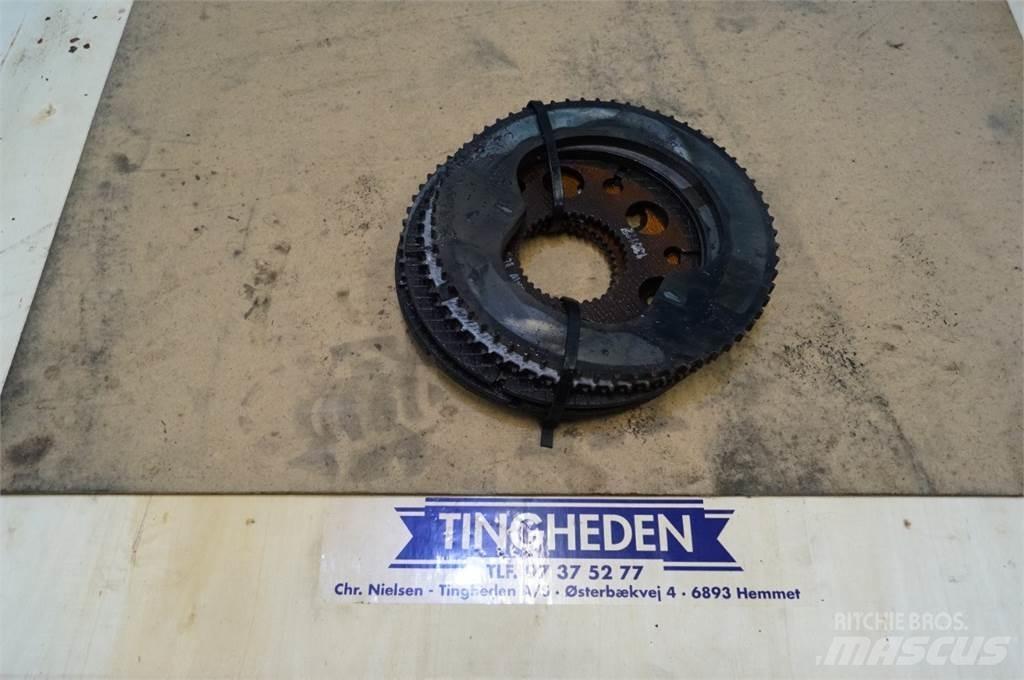 Hydrema 906B Axles