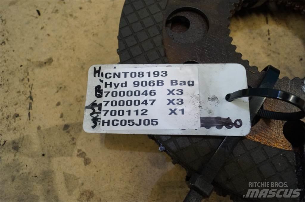 Hydrema 906B Axles
