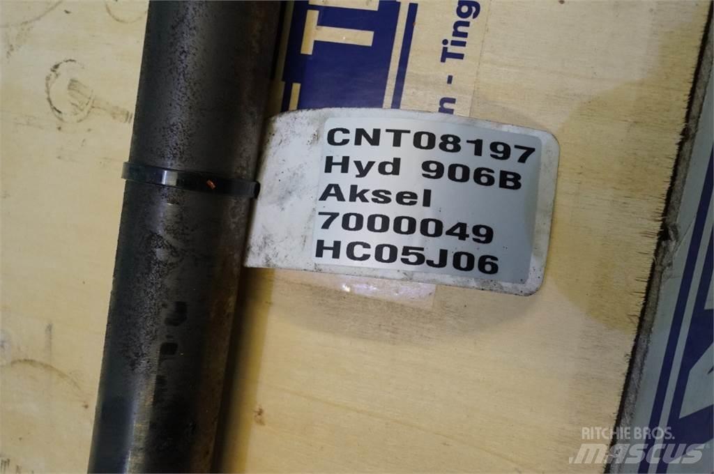 Hydrema 906B Axles