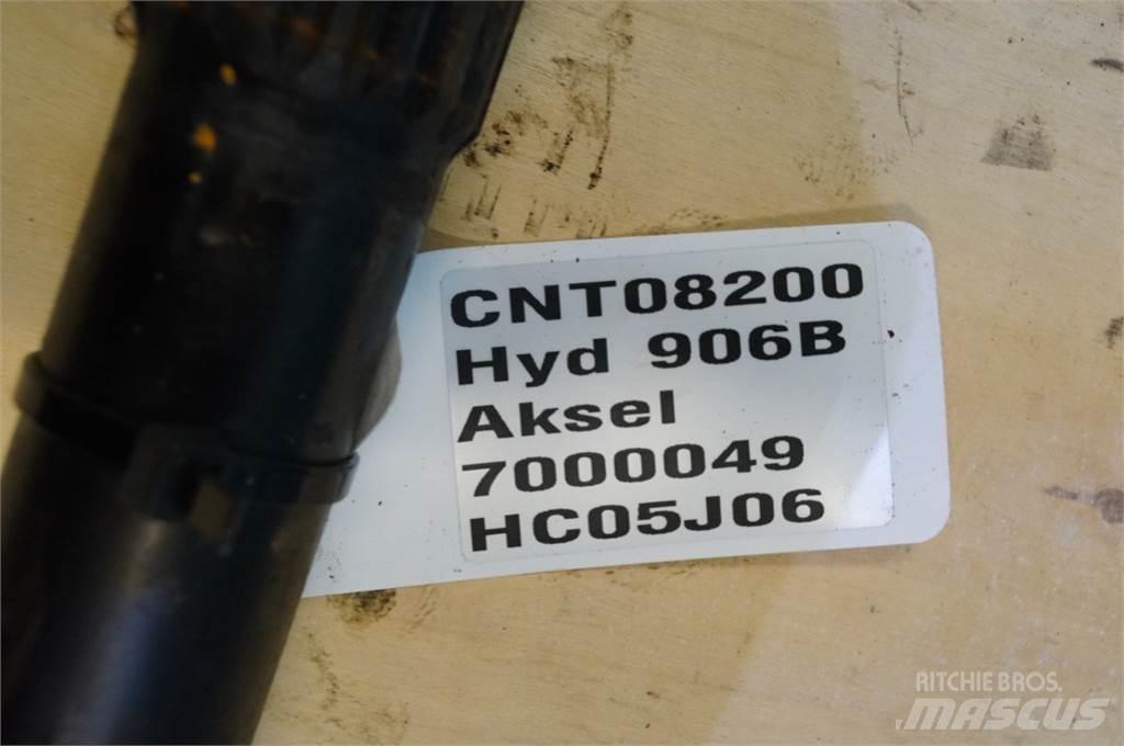Hydrema 906B Axles