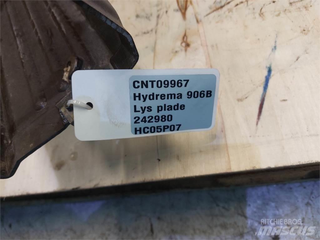 Hydrema 906B Electronics