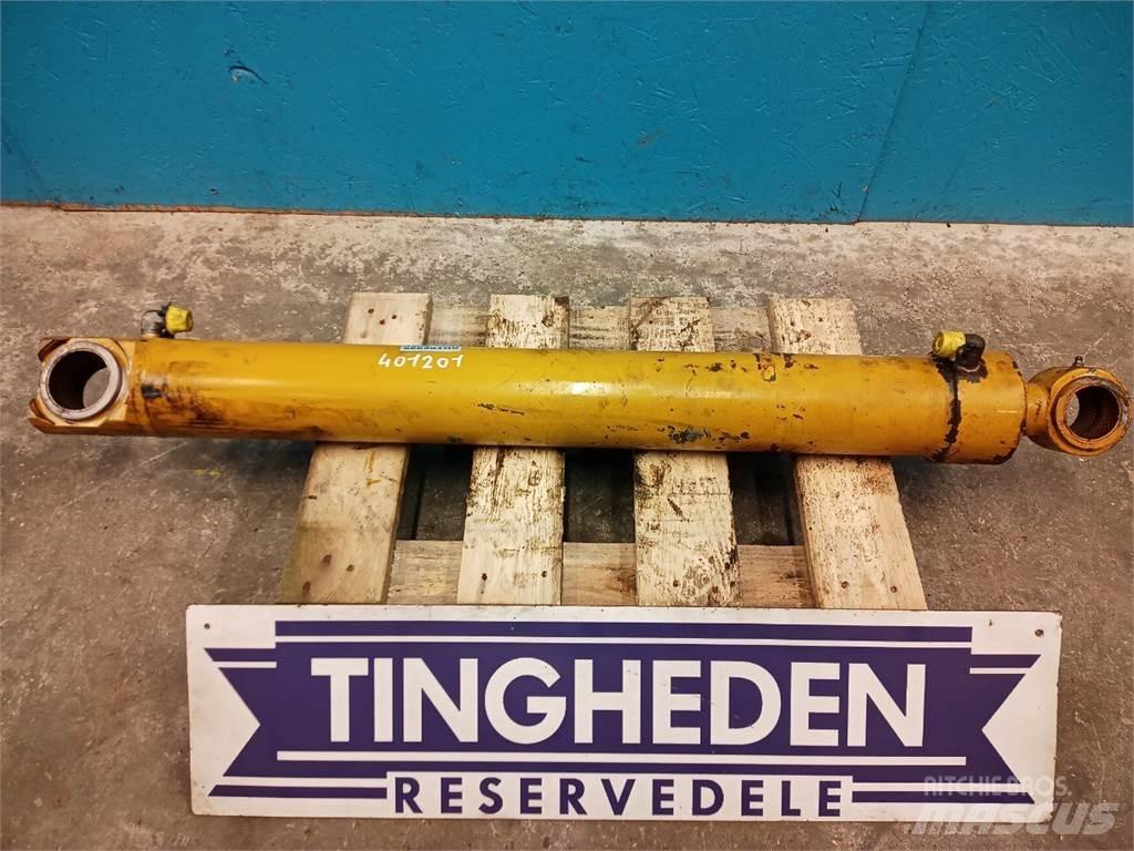 Hydrema 906C Booms and arms