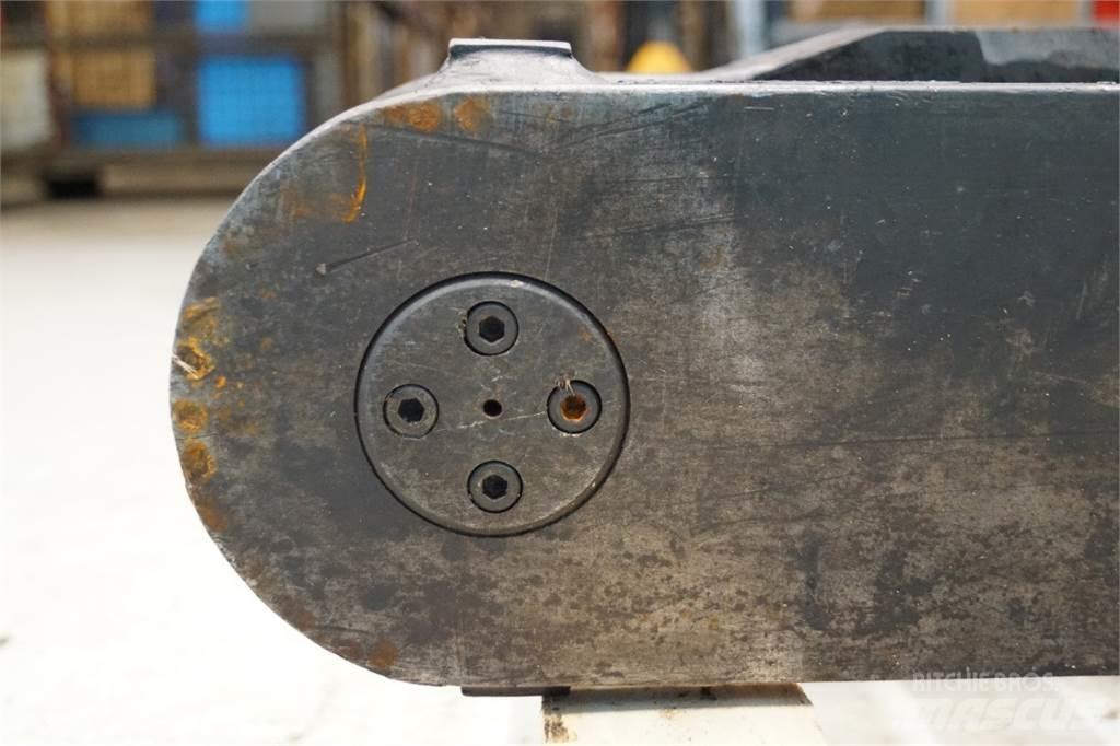 Hydrema 906C Axles