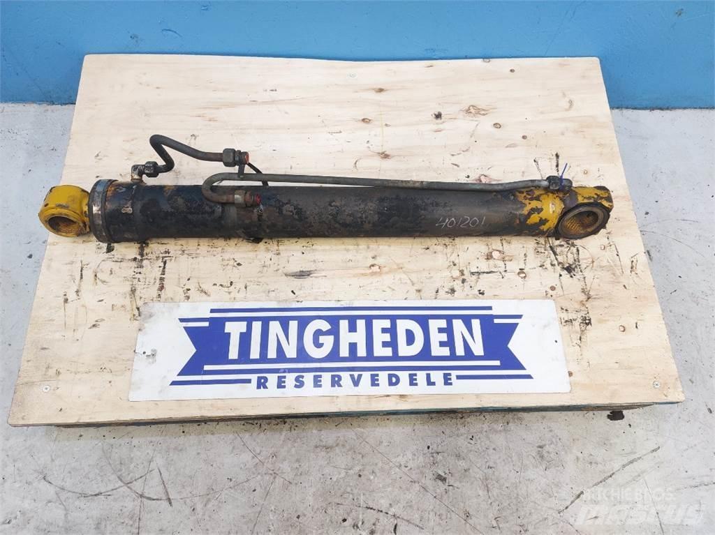 Hydrema 906C Booms and arms