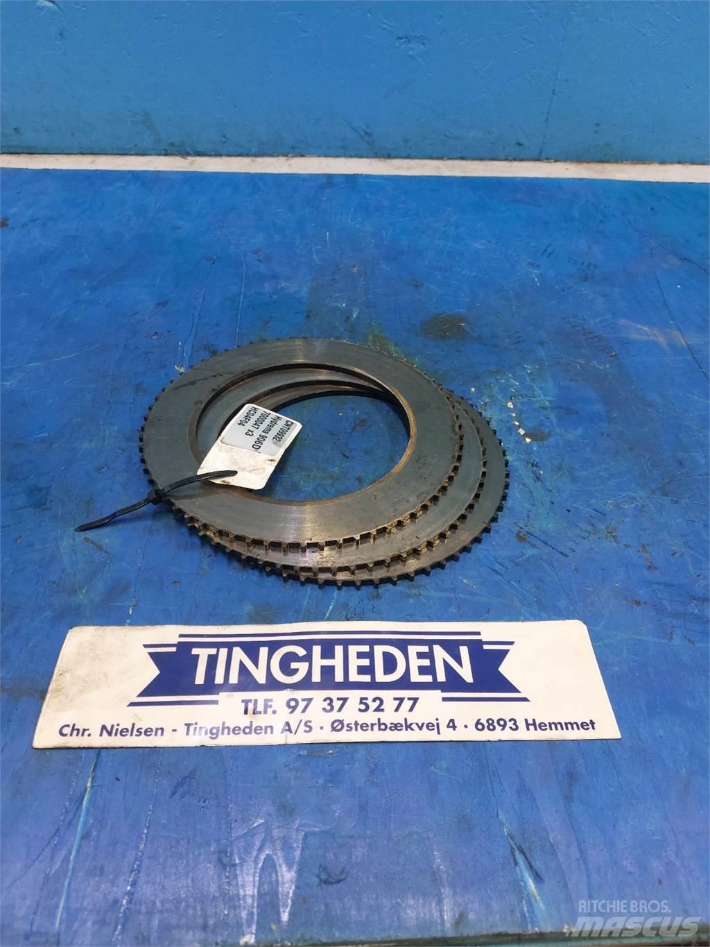 Hydrema 906D Transmission
