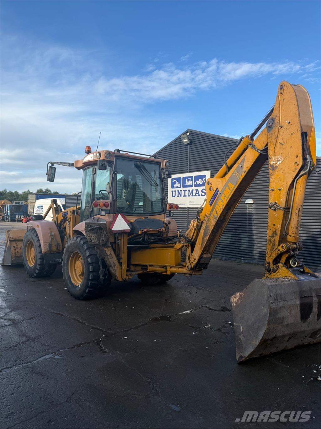 Hydrema 906D Backhoe
