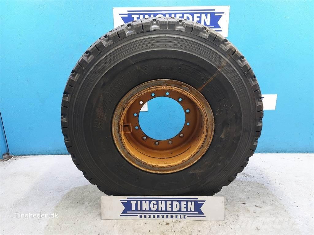JCB 25 20.5R25 Tyres, wheels and rims