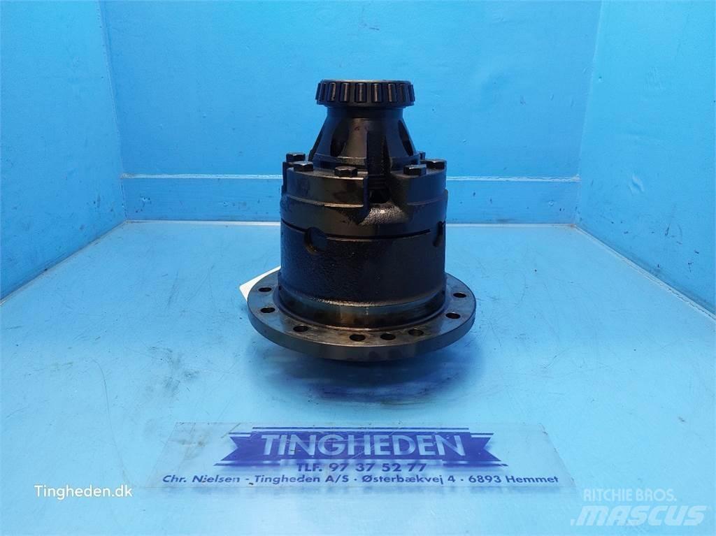 JCB 413S Transmission